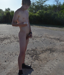 Boy need to go 5d471f0f490b2.jpg