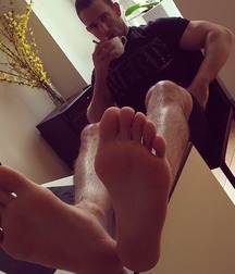 Smelly Master Feet 5d486c3d2efd6.jpg