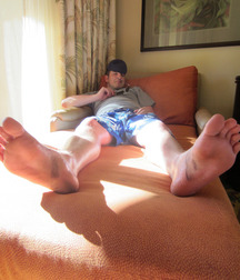 Worship doms feet 5d4871c81eda4.jpg
