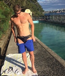 Swimmer boys 5d4891fc343cf.jpg