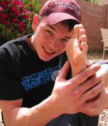 Addicted for boy feet 5d4955bc68833.jpg