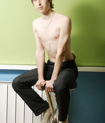 Sexy boy feet 5d4b18b1cd329.jpg