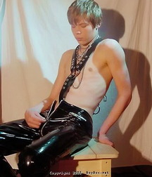 Leather Rubber Neoprene 5d4b5361a34fc.jpg