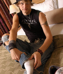 Alpha Boy Jackson shows feet 5d4c285226049.jpg