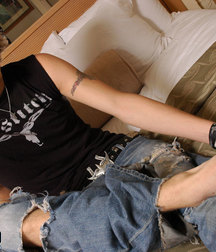 Alpha Boy Jackson shows feet 5d4c2873d17a3.jpg