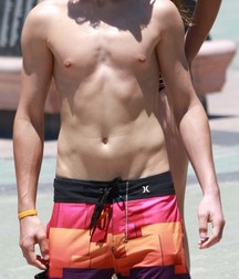 Twinks in summer 5d4d81cfa1a3f.jpg