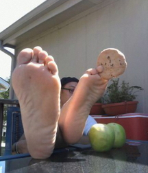 Delicious boy soles 5d4db0b9d6109.jpg
