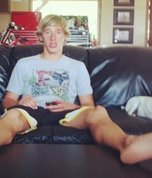 Delicious boy soles 5d4db0bb92838.jpg