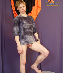 Blonde boy photosession 5d5161f549154.jpg