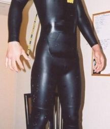 Surfer and divers 2 5d587b61daa30.jpg