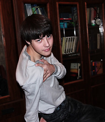 Vic home alone 5d587d3d81f5c.jpg