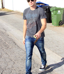 Jeans teens 5d59423c044e4.jpg