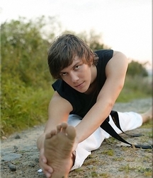 Barefoot fighters 5d595d9c71cef.jpg