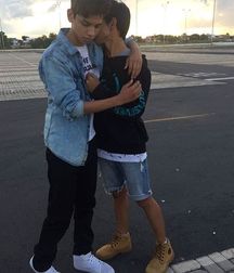 Twinks in love 5d5d7c66b050b.jpg