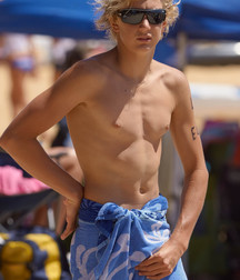 Uploaded by:pithepa 5d5d9829414c0.jpg