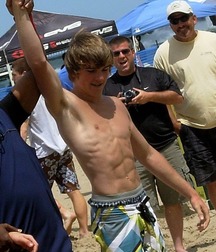 Shirtless beauties 5d5dbf19d66e3.jpg