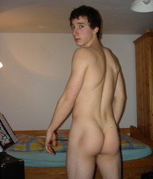 Beautiful young men 5d5ea4f18eb2e.jpg