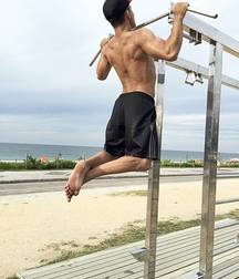 Barefoot movie boys 5d6173fdd909f.jpg
