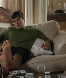 Barefoot movie boys 5d6174105aa80.png