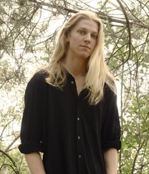 Blondes 5d61de28d271b.jpg