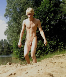Twinks 159 5d62f82e4d7dc.jpg