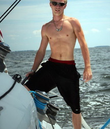 Twinks 160 5d62fa6653911.jpg