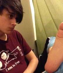 Sniff the boys feet 5d63018067f84.jpg