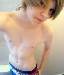 Delightful twinks 5d64282f30fd2.jpg