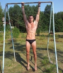 Shirtless 5d695d5bb065d.jpg