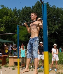 Shirtless 5d695d87dbd2d.jpg