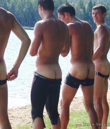 Shirtless 5d695d914cf33.jpg
