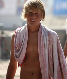 Blondies 5d698984a103f.jpg