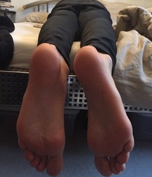 Smelly boy feet 7 5d6aa9789ffff.jpg