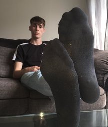 Smelly boy feet 7 5d6aa9aecbcb5.jpg