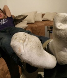 Feet to worship 5d6af38a43ab8.jpg