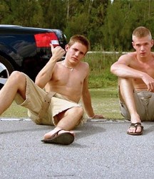 College bois 5d6c3cc94c90e.jpg