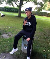 Cute sneaker boys 5d6edc03b8859.jpg