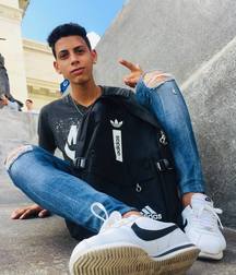 Sneaker boys A 5d7295c15fe3c.jpg