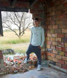 Sneaker boys B 5d7296571b53e.jpg