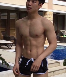 Boys in shorts 5d73d58653aba.jpg