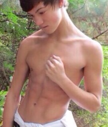 Twinks 166 5d74490fa6bb4.jpg