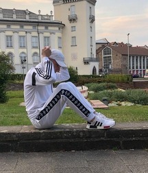 Sneaker boys 10 5d7654f2108ae.jpg