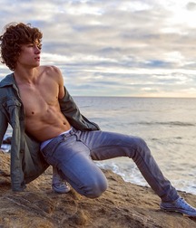 Twinks real hotties 5d76c8161b454.jpg