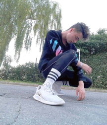 Sneaker boys 10 5d76cad6bc1eb.jpg