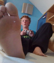 Best boyfeet 5d79754e63a4a.jpg