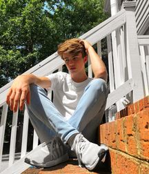 Highschool boys 2 5d7ad86179852.jpg
