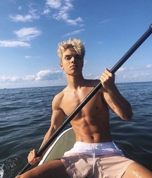 Twinks 171 5d7c1c5f7d88b.jpg