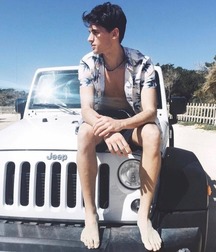 Twinks 172 5d7c1f1e2b09c.jpg