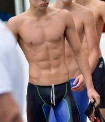 Handsome 2 5d7cf63679d41.jpg