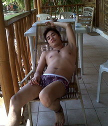 Handsome 2 5d7cf64d506fa.jpg